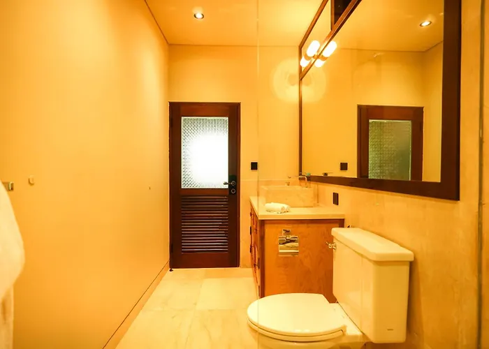 The Ubari Bali - Luxury Riverside Escape Villa Ubud
