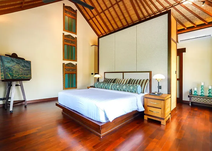 The Ubari Bali - Luxury Riverside Escape Villa *