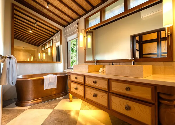 The Ubari Bali - Luxury Riverside Escape *