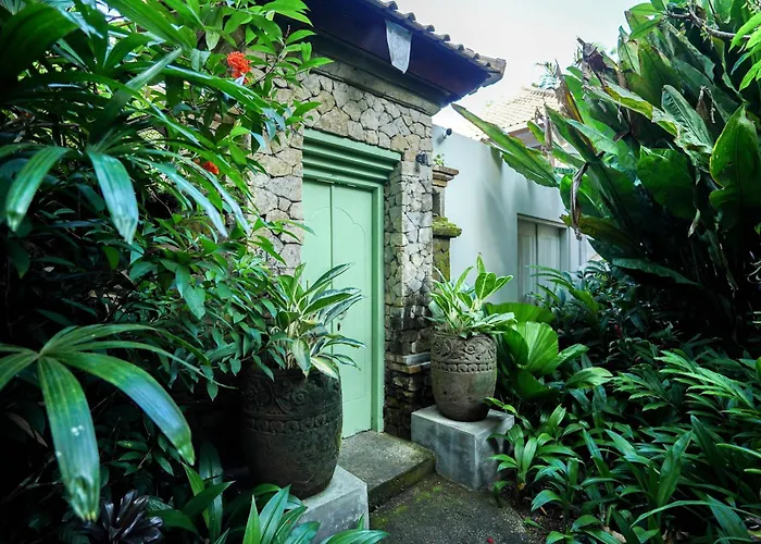 The Ubari Bali - Luxury Riverside Escape Вилла