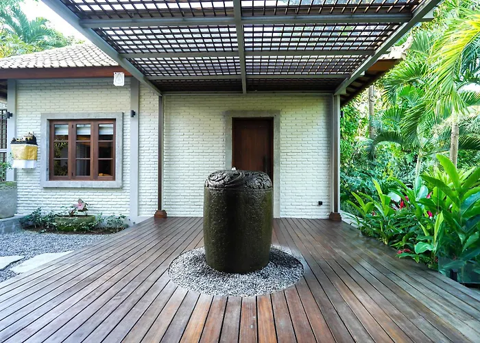 The Ubari Bali - Luxury Riverside Escape Villa